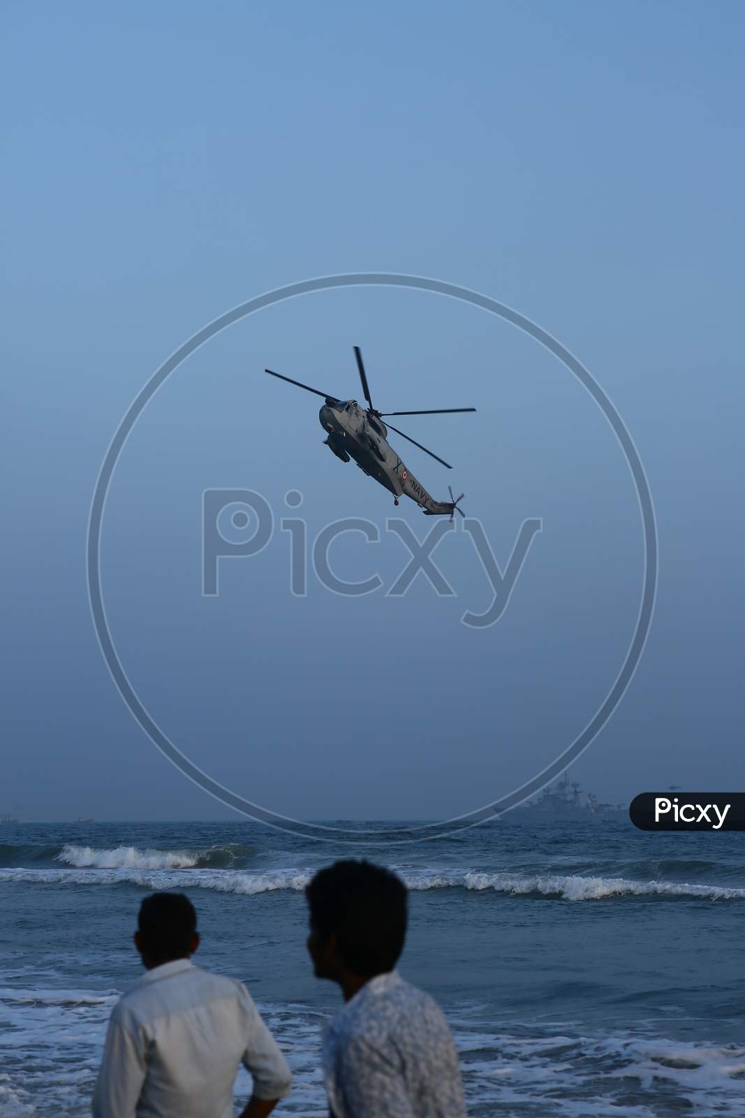 Crowd spectating Naval Aircraft during the Navy Day