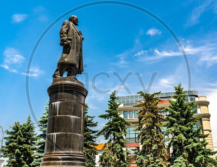 Statue Of Vladimir Lenin In Vladikavkaz, Russia