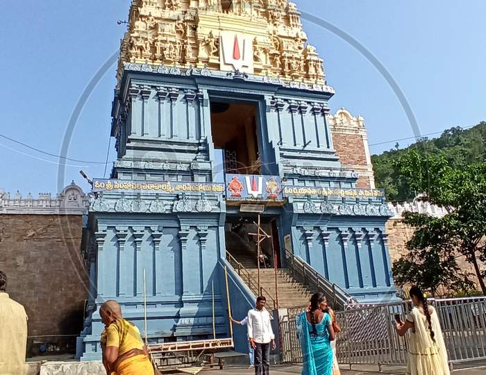 simhachalam sri lakshmi narasimha swamy temple
