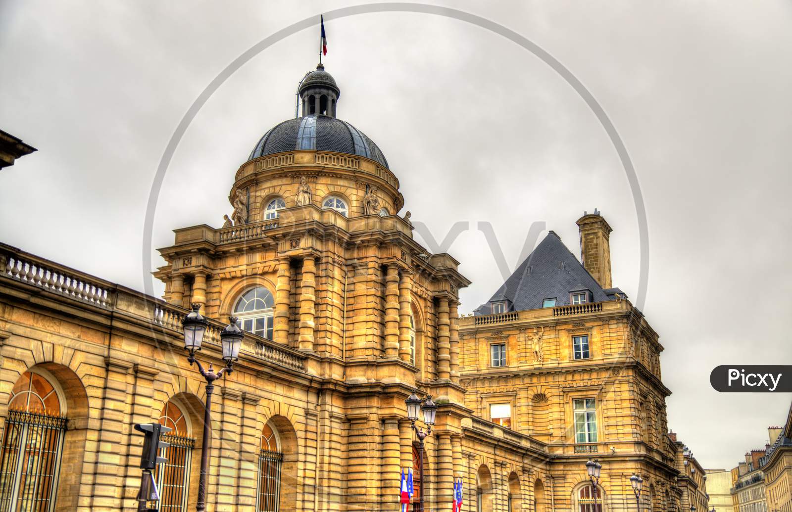 Palais Du Luxembourg - Senate Of France - Paris