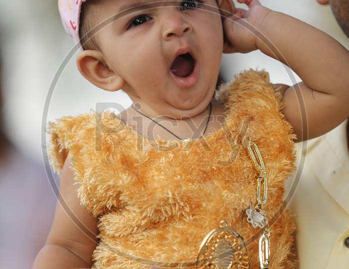 Indian Girl Child Yarn