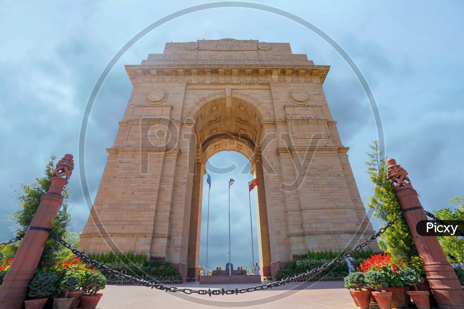 Landscape of India Gate with blue sky