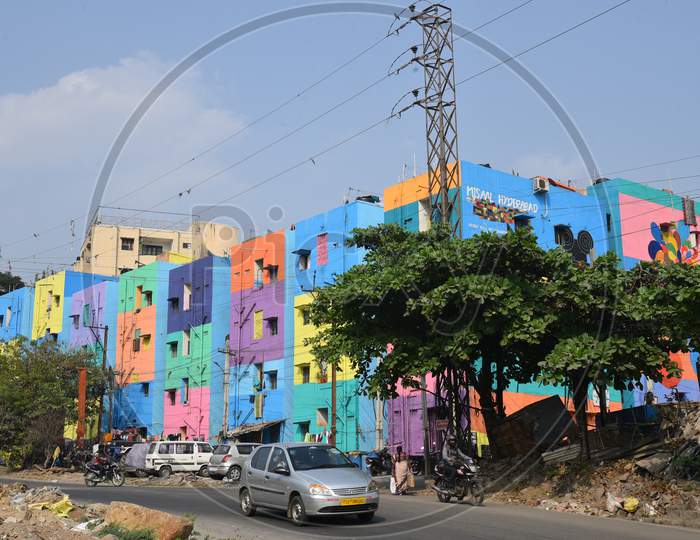 Misaal Hyderabad paintings on resident buildings in Filmnagar bash making it look colourful