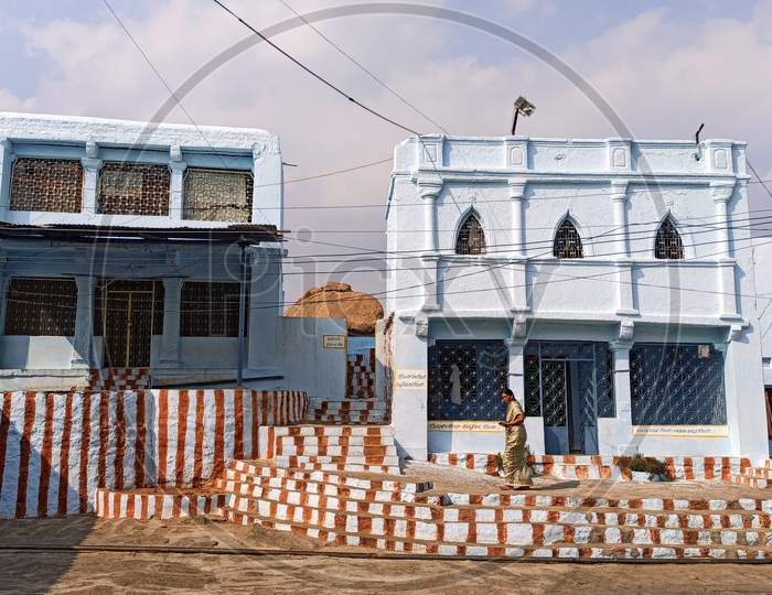 Old Buildings at Manyamkonda Temple