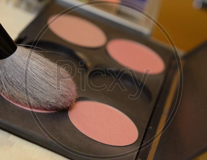 Professional Makeup Kit With Cosmetics And Tools