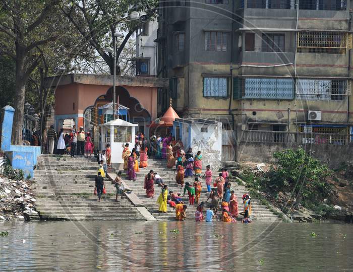 Hindu Devotees Taking Bath  in Hooghly River  at  Ghats Near Dakshineshwar Kali Temple  in Kolkata