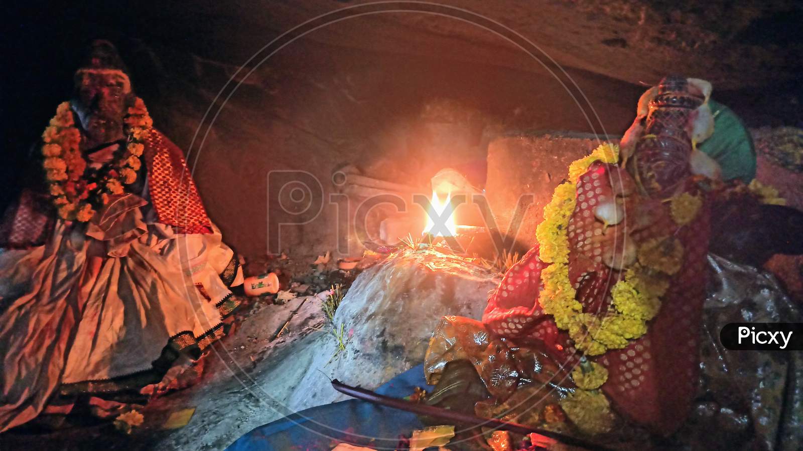 Image of Vyasa Maharshi Cave At Basara Telangana India-LE776598-Picxy