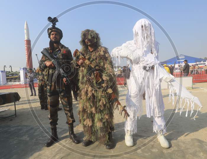 Indian Army Snipers Of All Kind At  Defence  Expo a Flagship Event DefExpo 2020 By Ministry Of Defence ,Government Of India At Lucknow, Uttar Pradesh