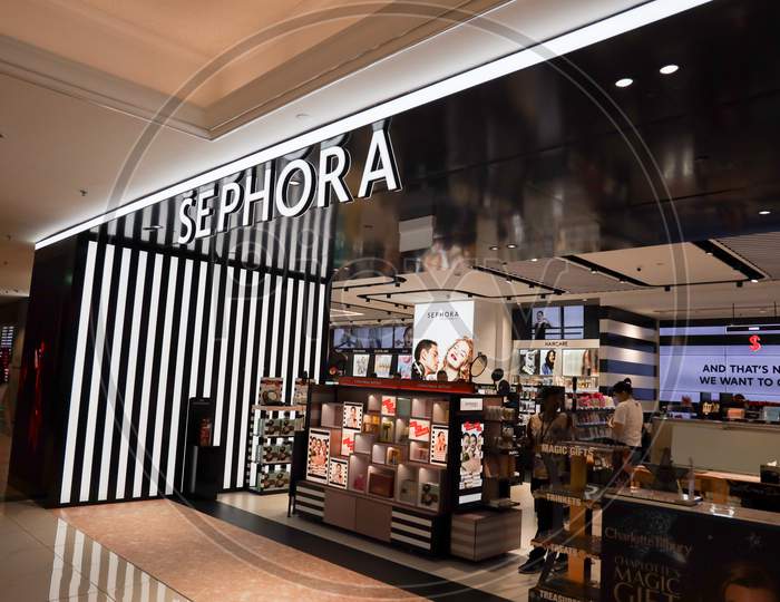 Sephora Shopping Store At Orchard Road , Singapore