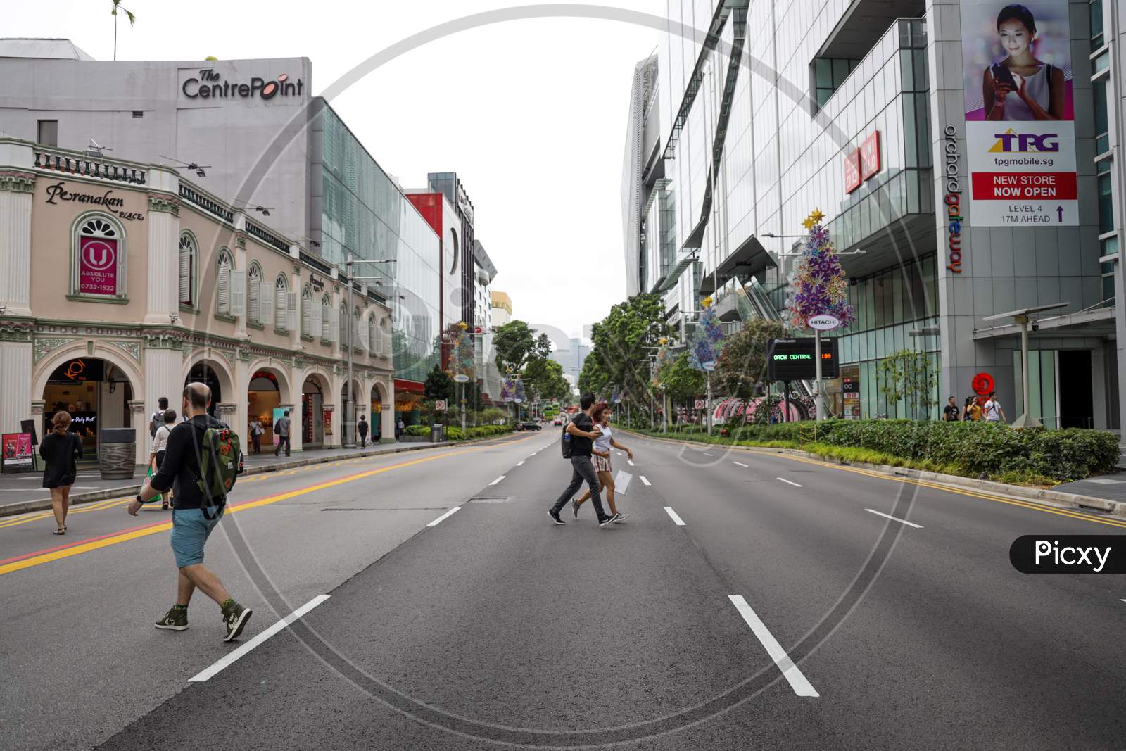 Shopping Centers In Orchard Road In Singapore