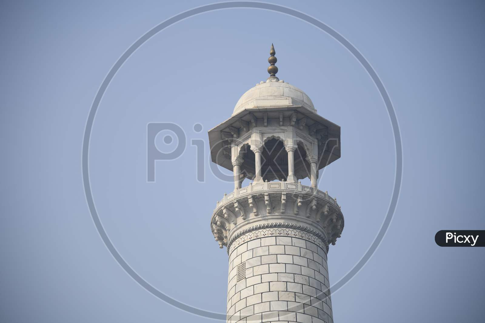 Dome of Marble Minaret of Taj Mahal