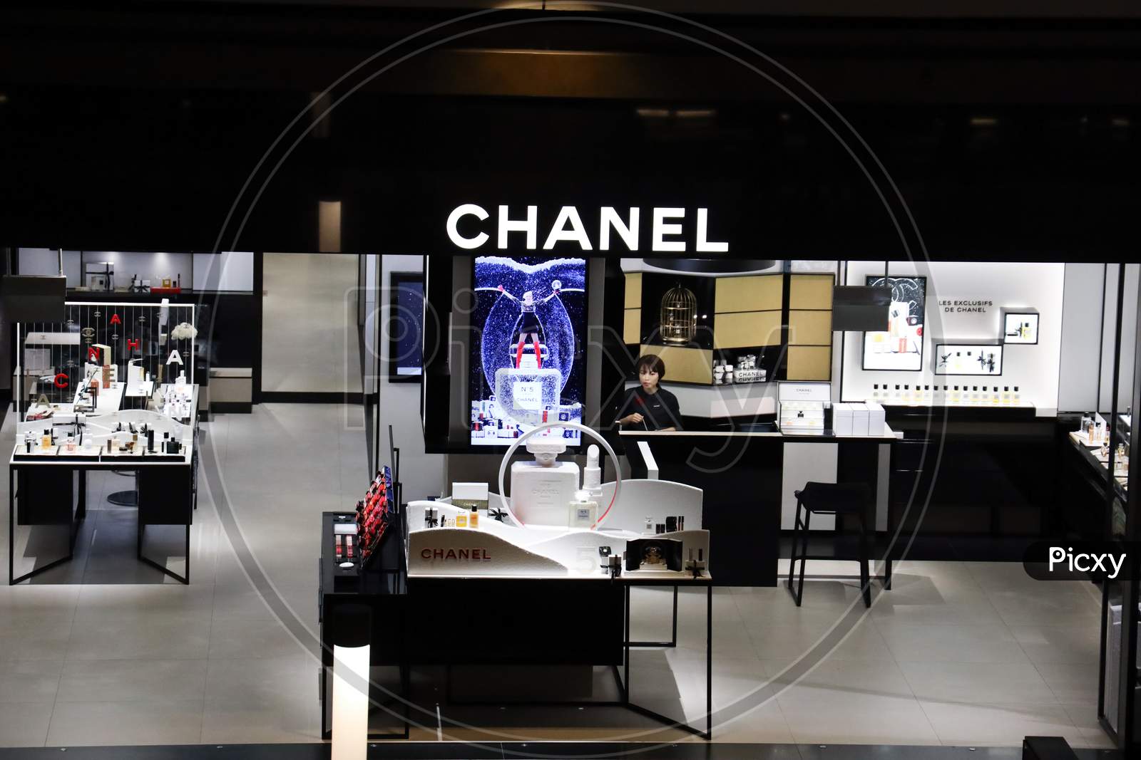 Chanel Store In Marina Bay, Singapore