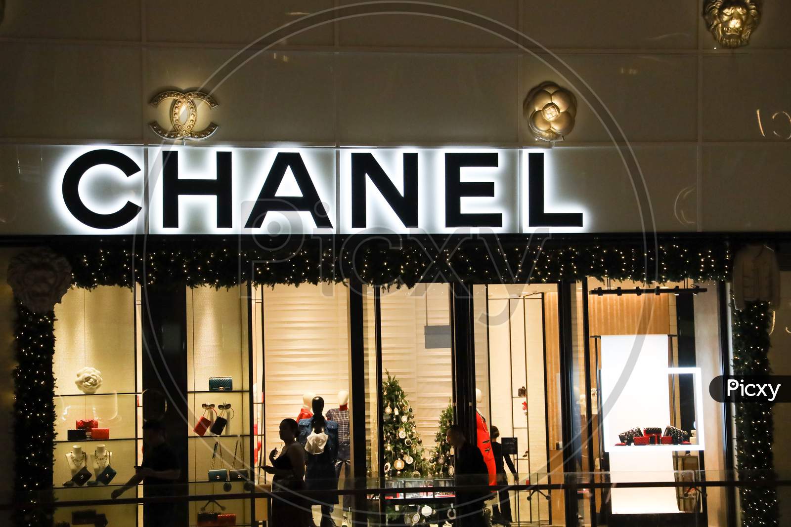 Chanel Shop Their Newly Revamped Boutique At MBS  BAGAHOLICBOY
