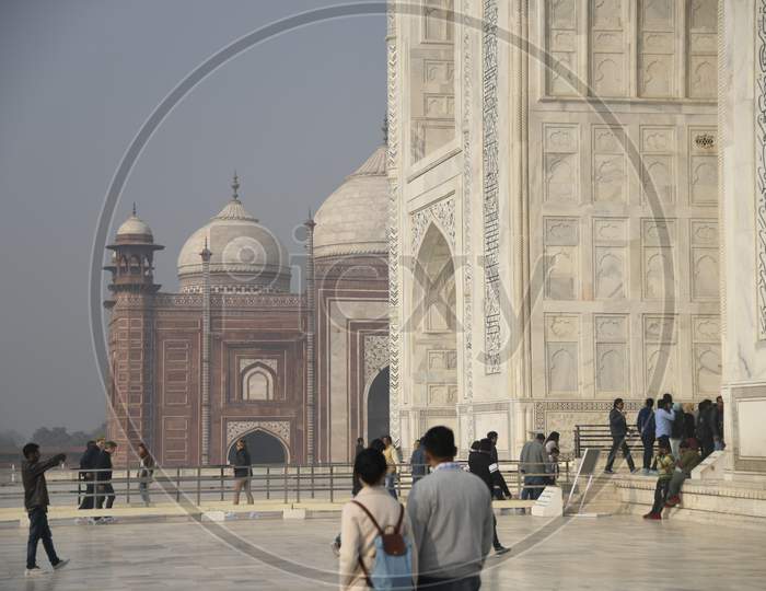 Architectural View Of Taj Mahal  With Walls Build With White marble Stone
