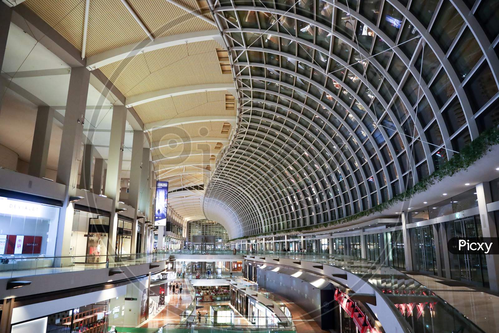 Interior Of an Shopping Mall In Marina Bay, Singapore