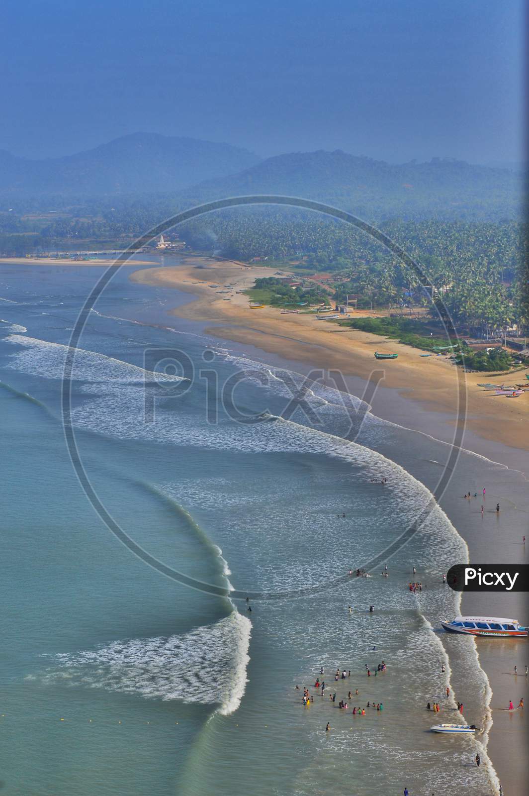 A Different View of Murudeshwara beach
