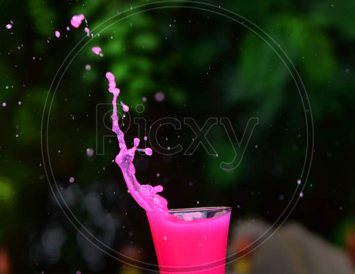 Still Life Photography With Liquid Splash From a Glass