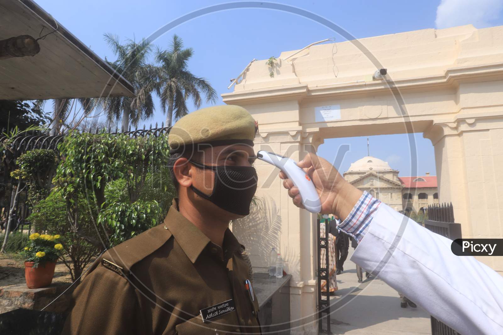 Thermal Scanning For CISF Police  At Allahabad High Court Due To Corona Virus Or COVID 19 Outbreak in India