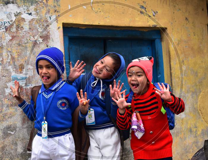 Indian School Children Going To school Wearing School Uniform In Kausani, Uttarakhand