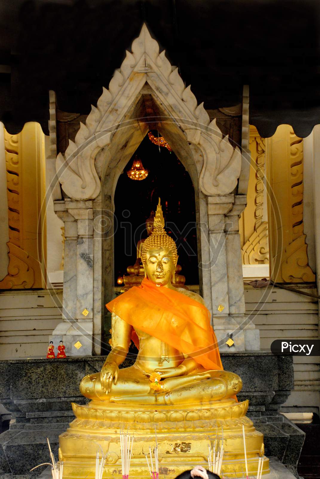 Golden Buddha Statues At  Wat Traimit in Chinatown, Bangkok