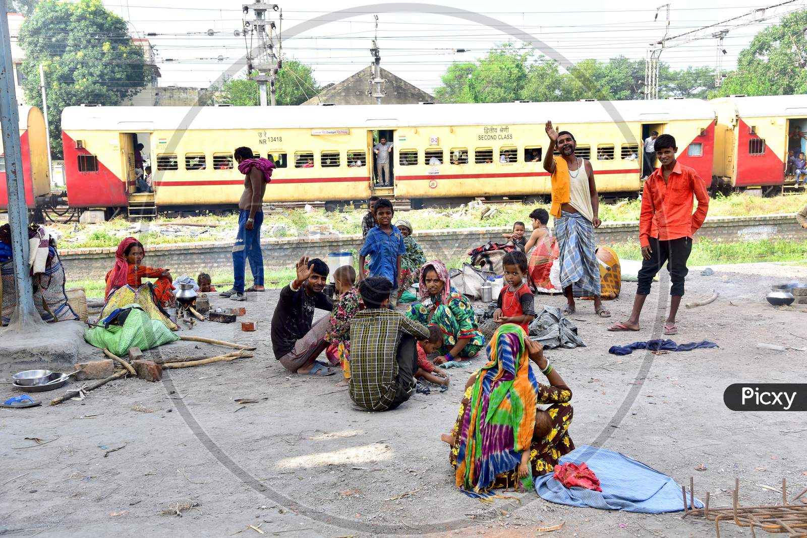 Rajasthani Migratory Families Living At Railway Station Compounds