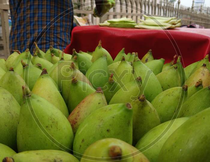 Closeup shot of mangoes from street hawker