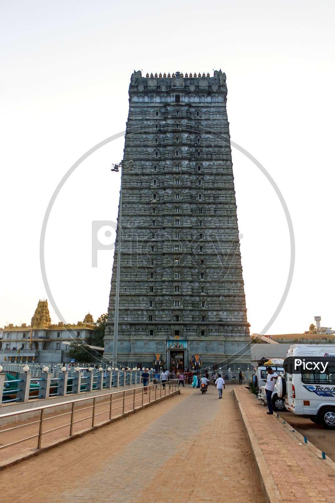 magnificent murdeshwar temple murdeshwar karnataka