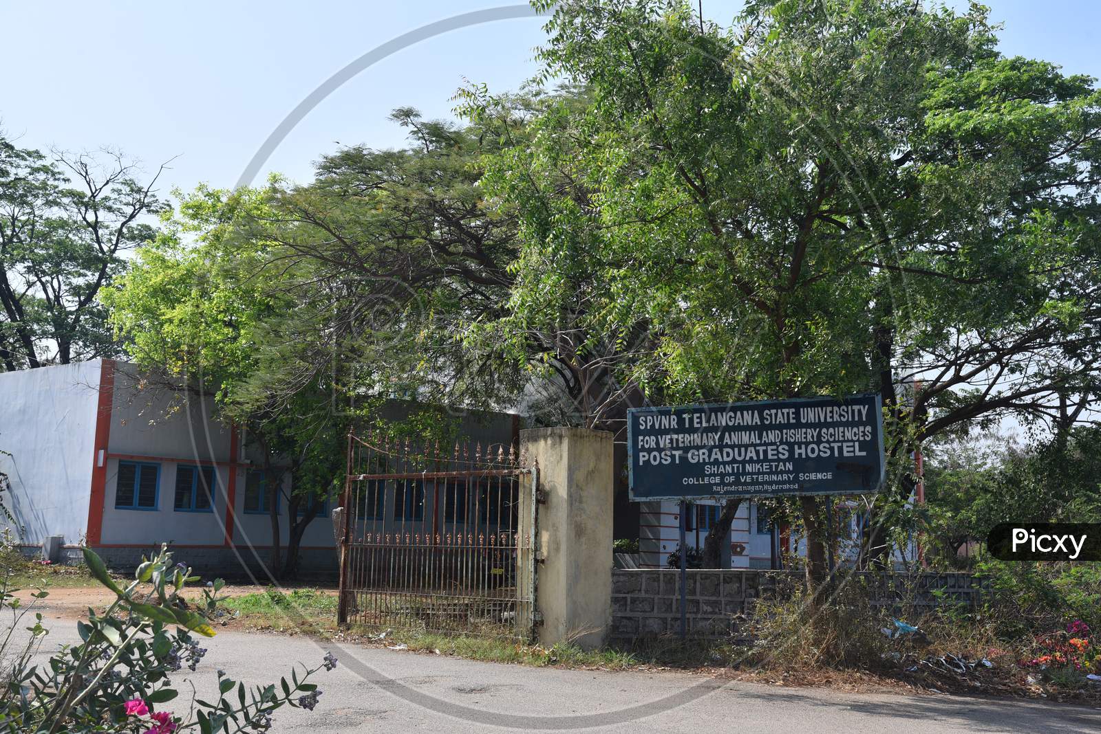 Shanthinikethan PG Hostel In SPVNR Telangana State University
