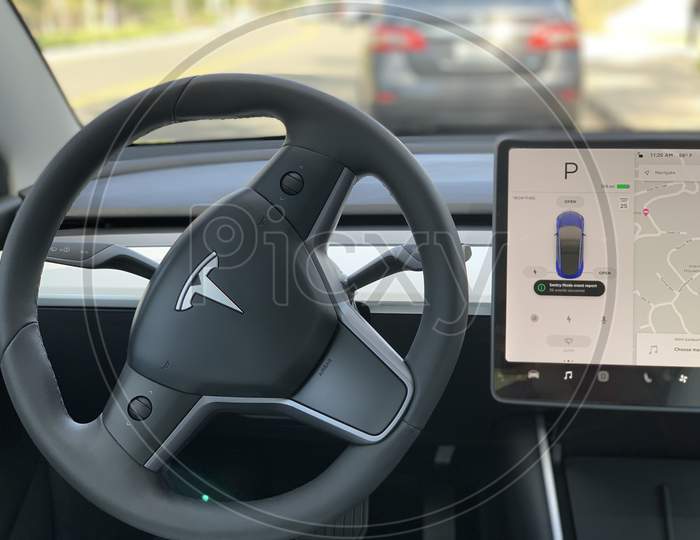 Tesla model 3