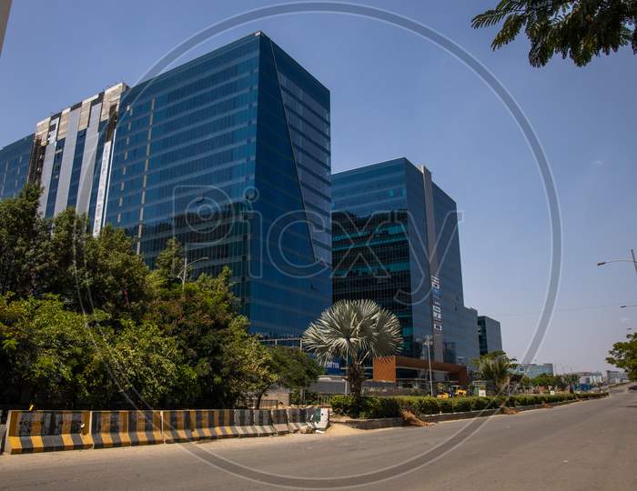 Janata Curfew, Deserted Roads At  IT Hubs or Corporate Offices   in Hyderabad  As Indian Prime Minister Narendra Modi Called For a 14 Hour Janta  Curfew Or Self-imposed  Quarantine To Break The  Highly Contagious  COVID 19 Or Corona Virus Spread