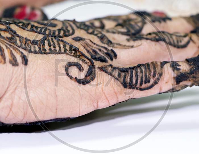 Popular Mehndi Designs For Hands Or Hands Painted With Mehandi Indian Traditions