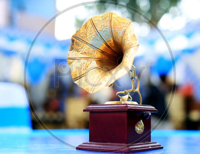 Vintage Style Gramophone, Vinyl Music Player With Blue Background