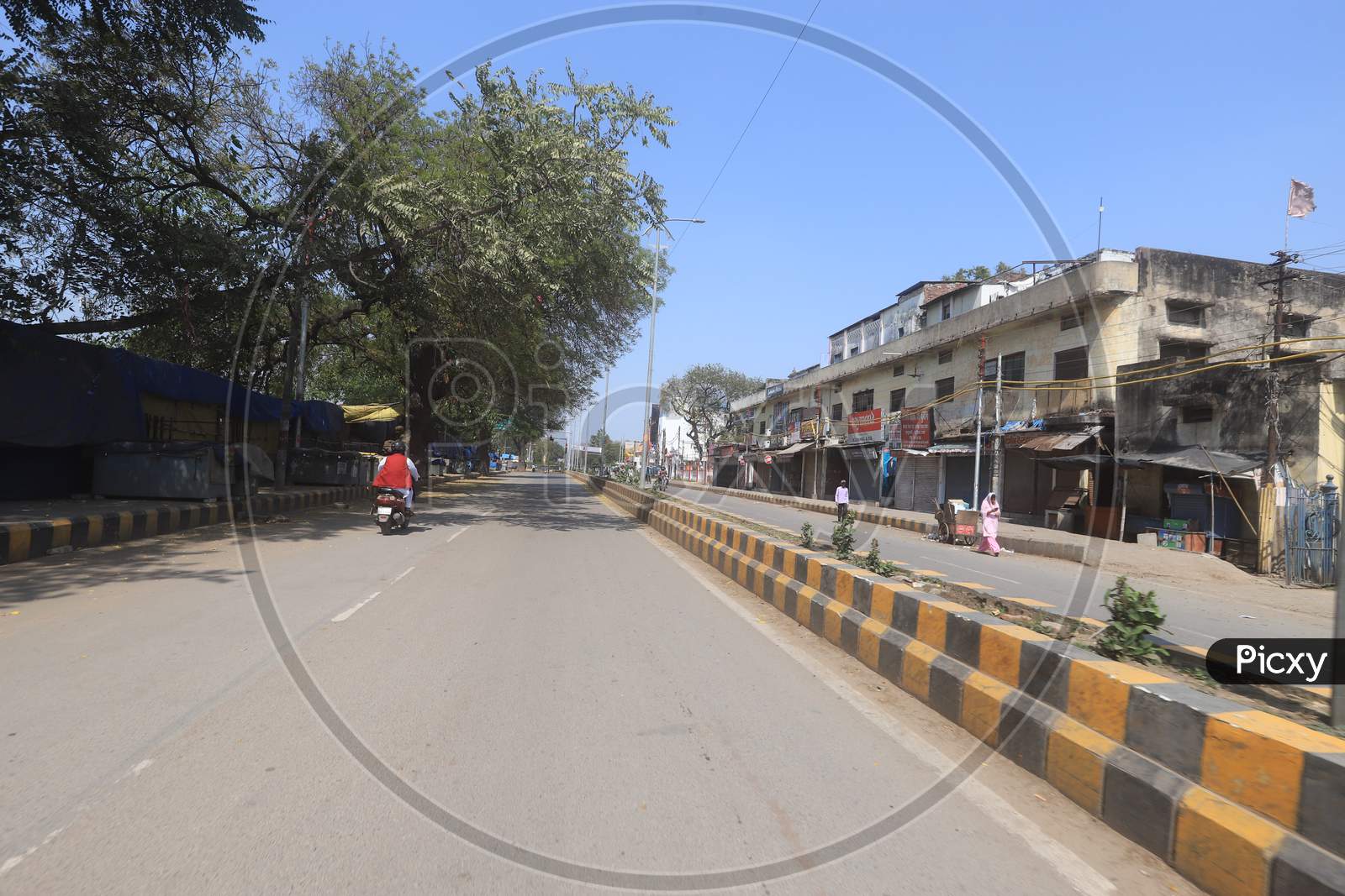 Deserted Roads In prayagraj Due To Corona Virus Or COVID 19 Outbreak