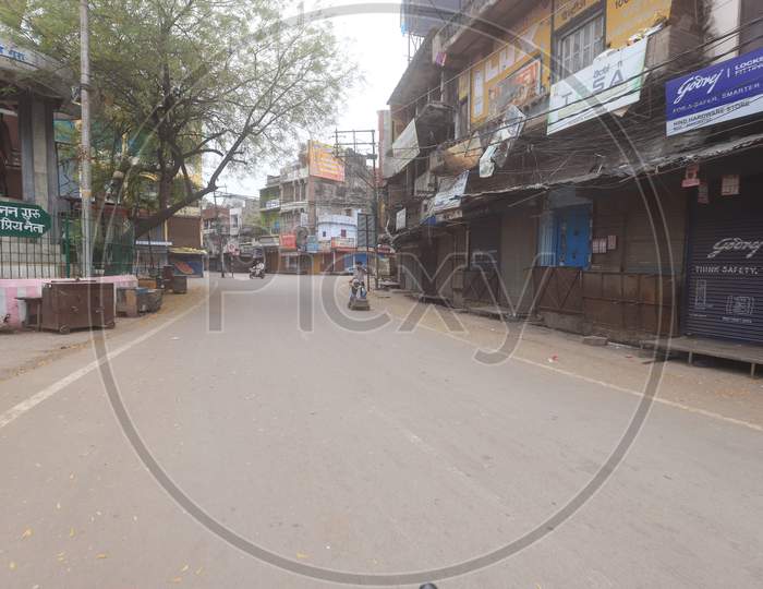 Deserted Roads Of Prayagraj During Corona Virus or COVID 19 Lockdown