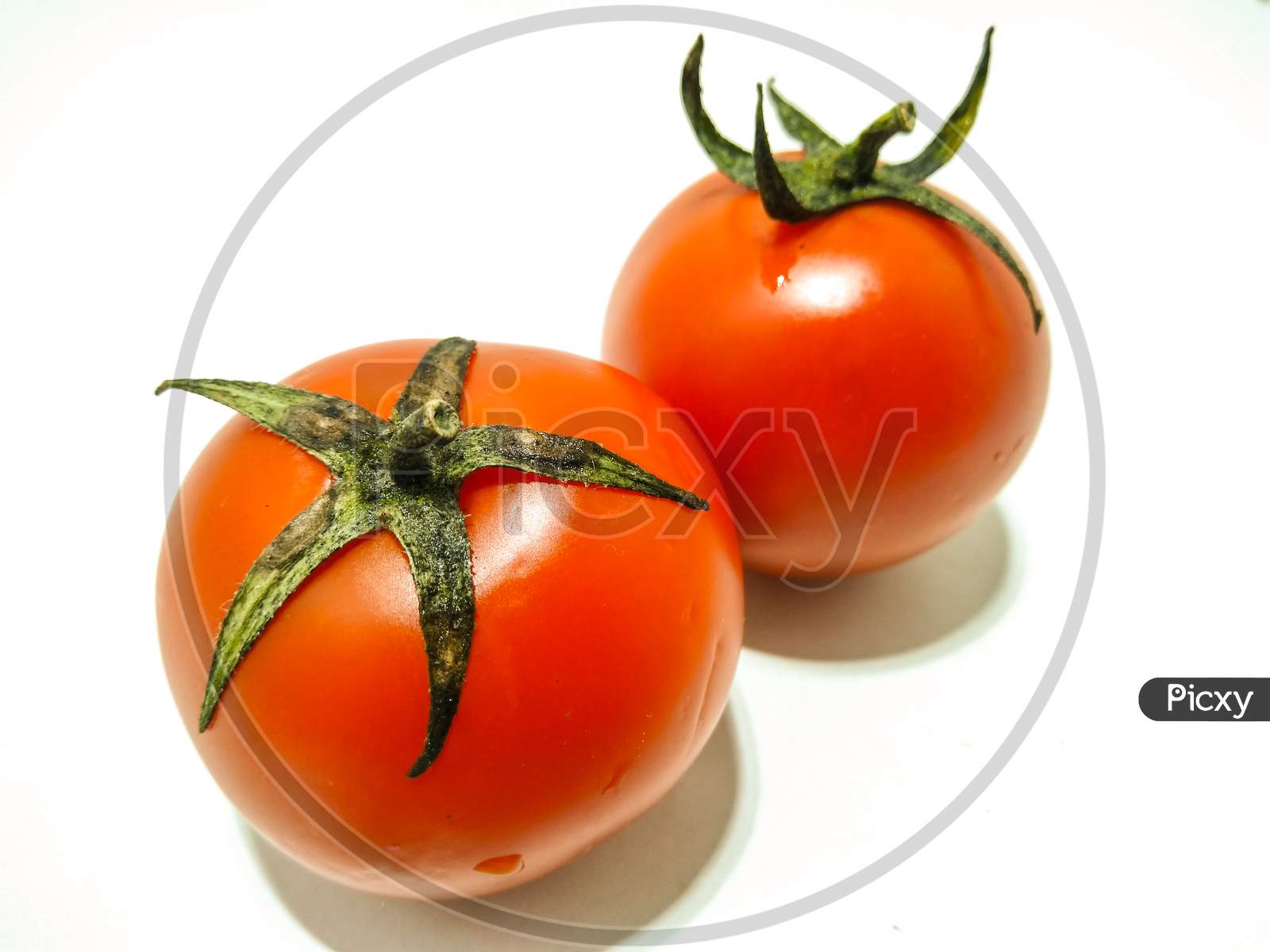 A picture of fresh tomato