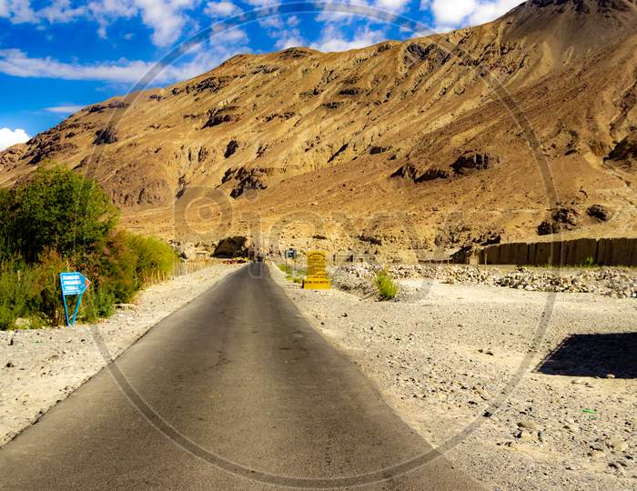 Hilly Highway In Between Barren Himalayan Mountains Of Leh Ladakh, Jammu And Kashmir, India