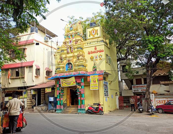 Sri Yogananda Lakshmi Narasimha Swamy Temple Hyderabad