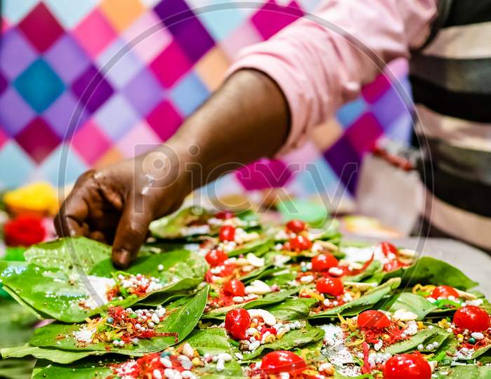 Collection Of Betel Leaf Banarasi Paan And Fire Paan Displayed For Sale At A Shop With Selective Focus And Blurred Background.