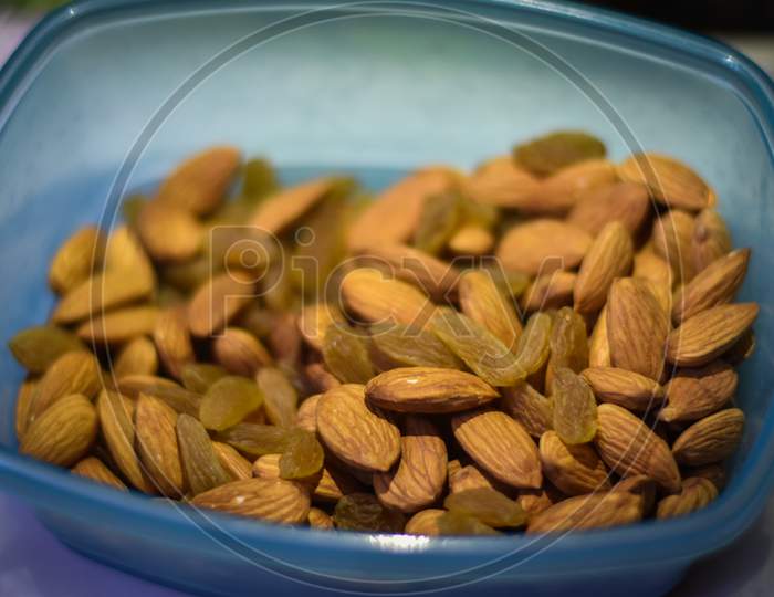 closeup of a almonds and almonds on a bowl
