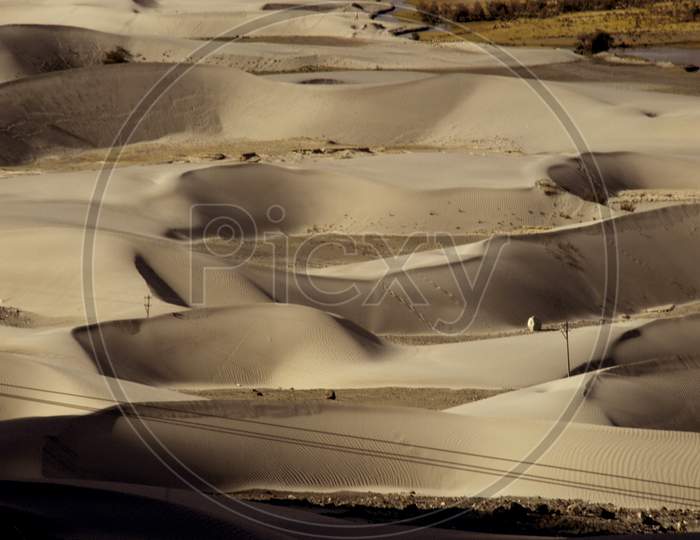 Patterns  on  River Valley With Sand Dunes In Ladakh