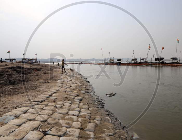 A View Of Empty Sangam Area During A Nationwide Lockdown To Slow The Spreading Of The Corona virus Disease (Covid-19), In Prayagraj, April, 15, 2020.
