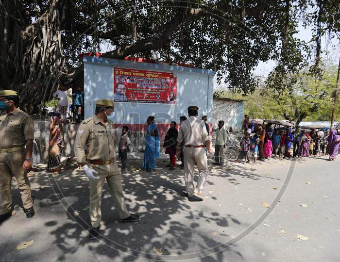 People Distributing Food for Poor People During A 21-Day Nationwide Lockdown To Limit The Spreading Of Coronavirus Disease (Covid-19), Prayagraj, April 4, 2020.