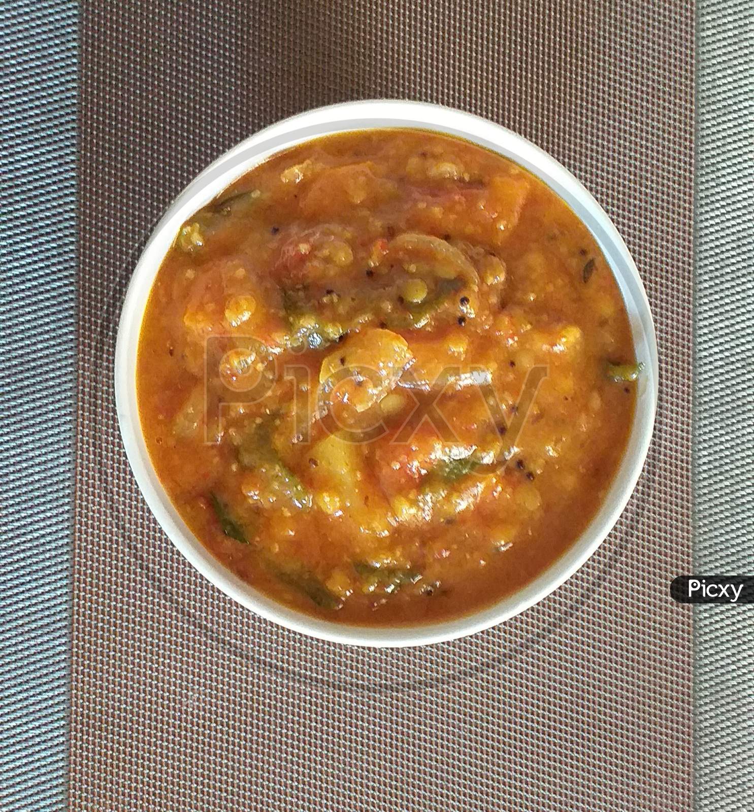 Daal vegetables curry
