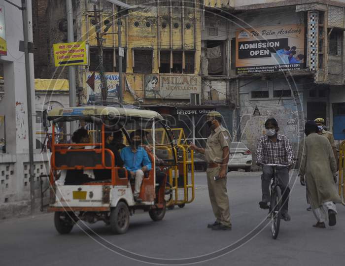 Police Checking Tuk-tuk Auto During Lockdown Period For Corona Virus or COVID-19 Pandemic in prayagraj