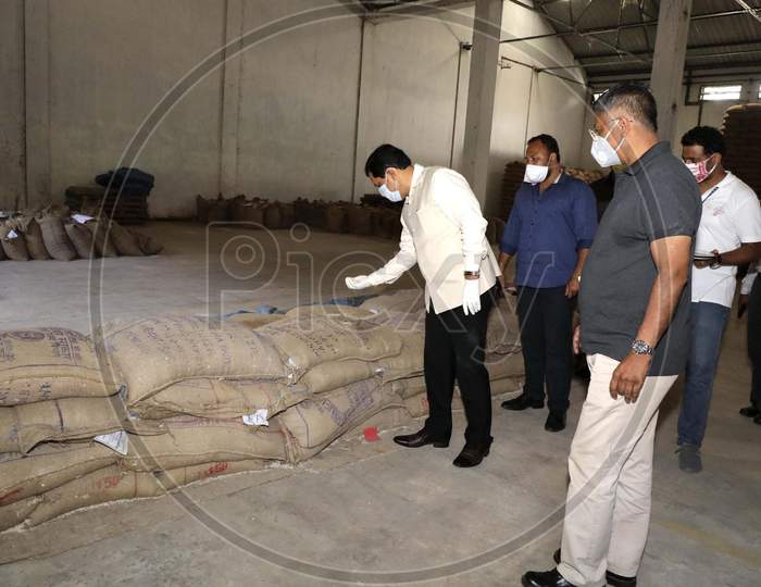 Assam Chief Minister Sarbananda Sonowal At A Godown Of  FCI Seeing The Quality Of Rice At The Godown In Guwahati On April 20, 2020