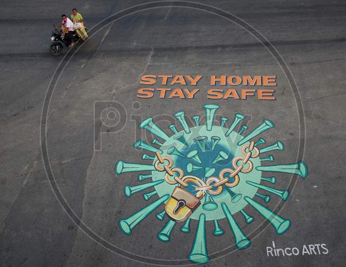 Street Art With Drawings Of Corona Virus Or COVID-19 Educating People  on  Spread of Virus on Bangalore City Roads