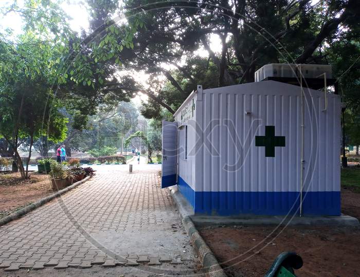 Medical assistance cabin in lalbagh botanical garden.