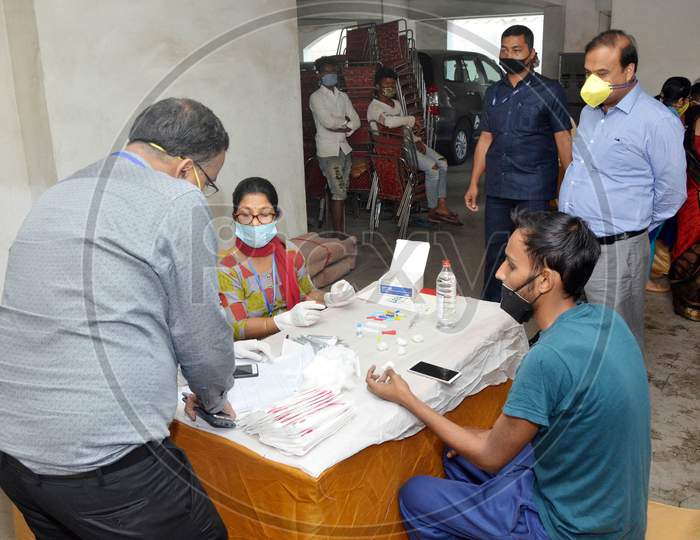Assam State Health and Family Welfare Minister Himanta Biswa Sarma (R) visits Spanish Garden (a containment zone) During a Nationwide Lockdown  Amidst COVID-19 or  Coronavirus outbreak  In Guwahati, April 23, 2020