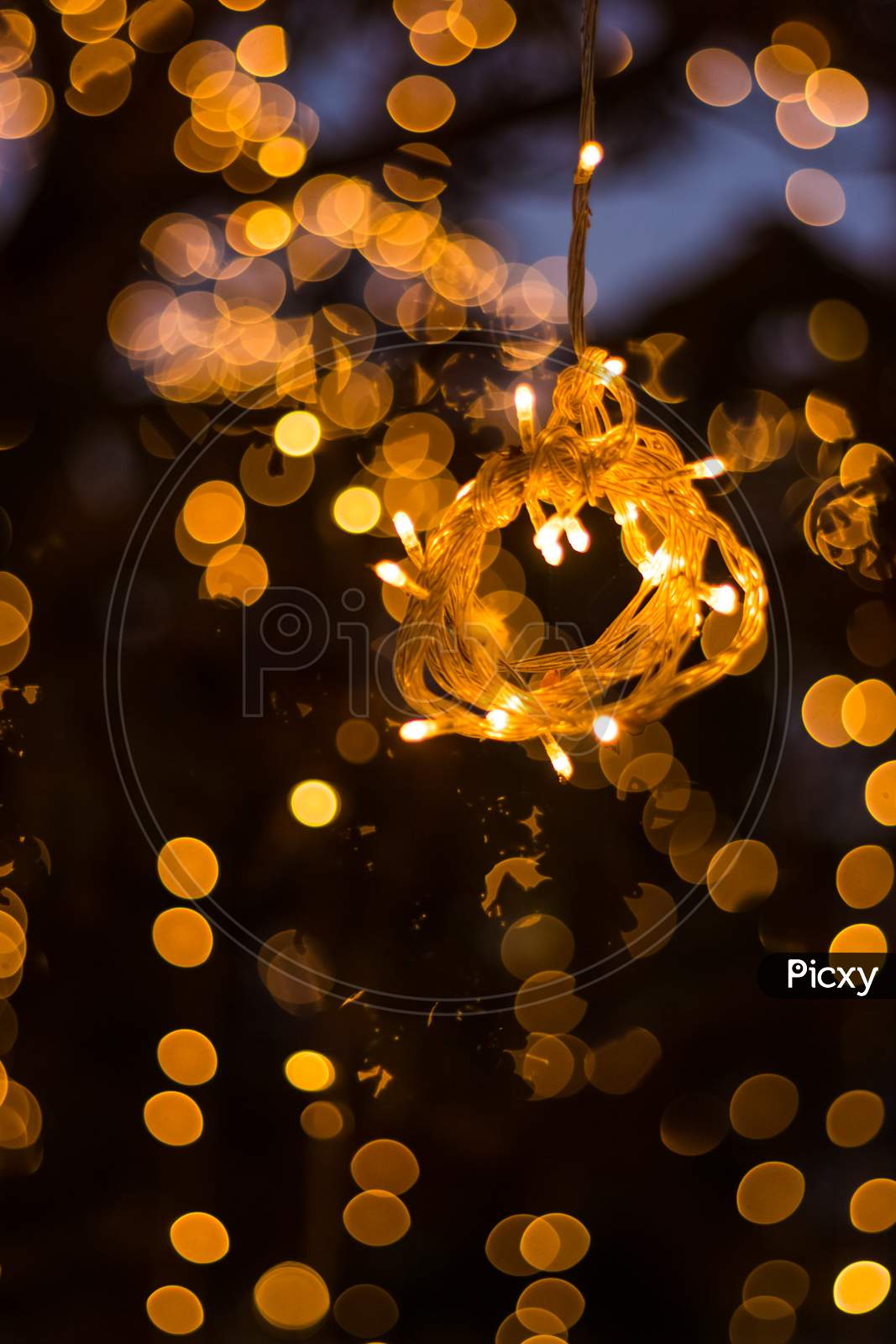 Bokeh Tree Light Decoration - Welcoming House And The Fabulous Party And Christmas Night - Outdoor Trees Have Been Decorated With Yellow Lights