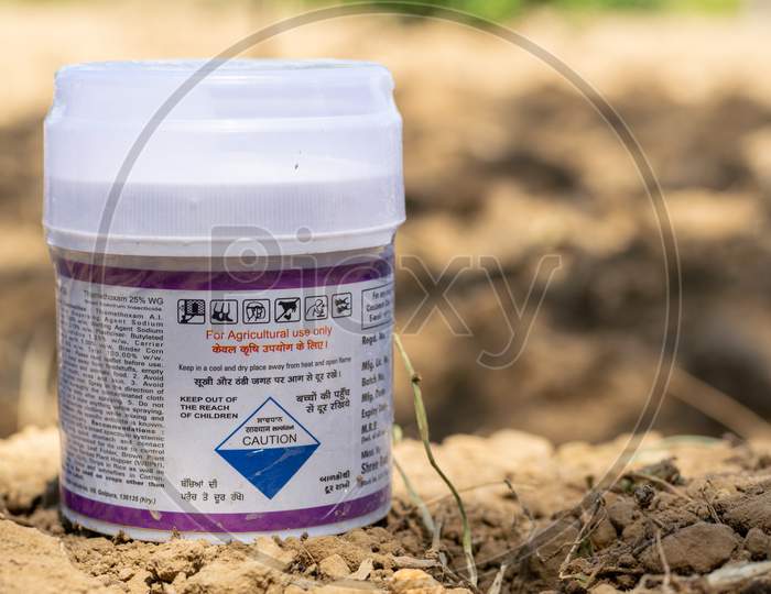 Thaimethoxam insecticide used to kill insects